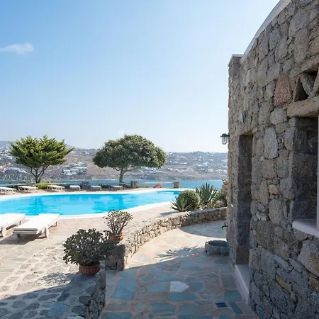 Vakantiehuis Anemoessa Villas With Pool